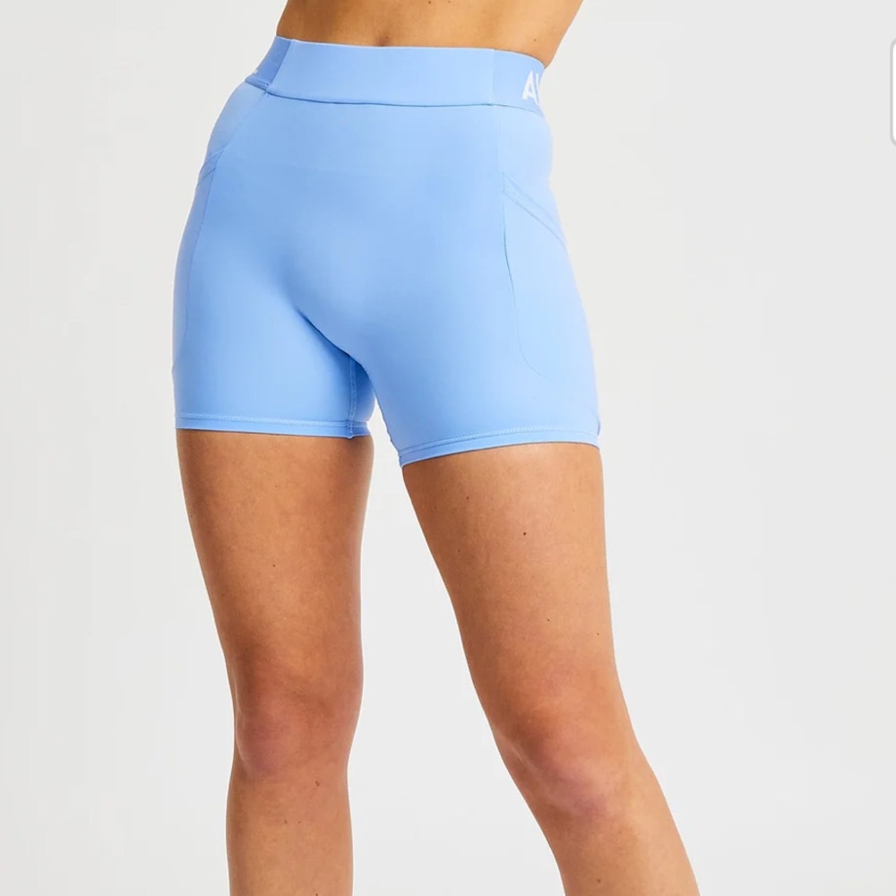 ABYL BLUE NWT TRAINING SHORTS SIZE MEDIUM